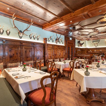 Hotel Sacher Salzburg Kültér fotó Restaurant in the Hotel Axelmannstein