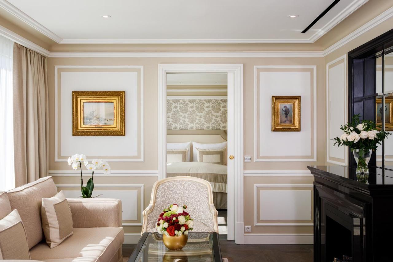 Hotel Sacher Salzburg Kültér fotó A suite at the Mandarin Oriental, Paris